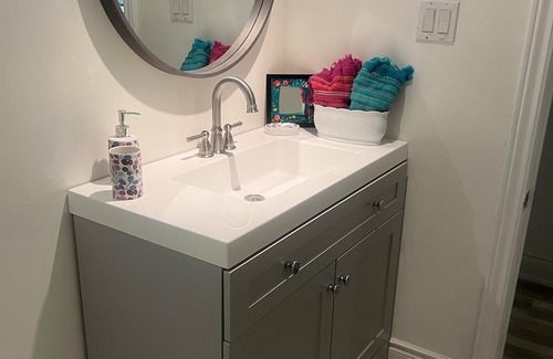 Willowdale Casa | 15 mins to Finch & Yong! Family-size unit.