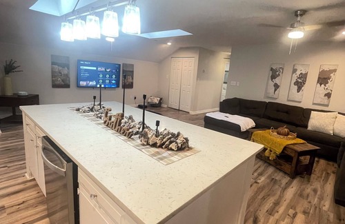 Pine Forest Apartamento | 15 mins to Fort Bragg, 9 mins to Cape Fear Valley north. Perfect apartment