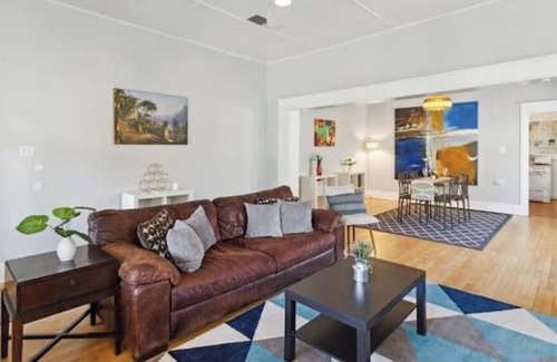 Governmental Mall Casa | 15 Mins to Scottsdale Fast Wi-fi & Fire-pit