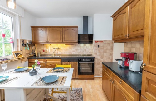 Dreieich Casa | 15 Minuten vom Frankfurt Station Entfernt. Geräumiges Haus mit 4 Schlafzimmer