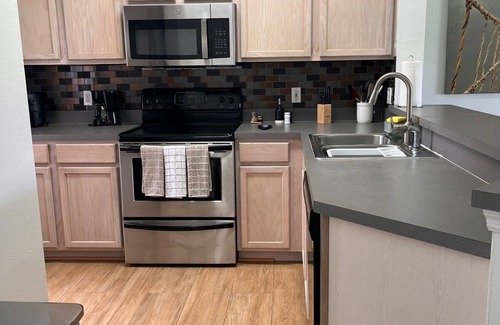 Indian Point Casa | 15 minutes away from Disney parks and major attractions.