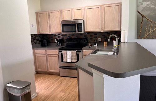 Indian Point Casa | 15 minutes away from Disney parks and major attractions.