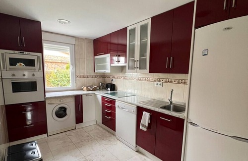 Colmenar de Oreja Villa | A 15 minutos de la Warner!!! Casa ideal para familias con piscina y chimenea