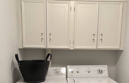 Richardson Cabaña | 15 minutes from Dallas! Modern French cottage home