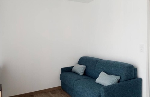La Jarne Casa | 15 minutes from La Rochelle with private garden, F2 of 32 m² in La Jarne.