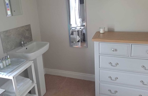 Coleraine Cama Y Desayuno | 15 minutes from many attractions and places of beauty along the Antrim coast.
