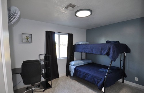 Prescott Valley Casa | 15 minutes to Prescott Downtown! Family-sized Home