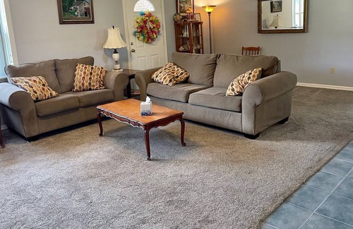 Crystal River Casa | 15 Minutes to the Gulf of Mexico! Beautiful home on Lake Rousseau