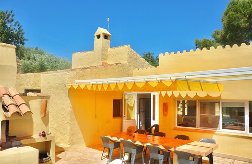 Tortosa Casa | 15 minutes to the sea, your vacation paradise in the middle of an olive grove!
