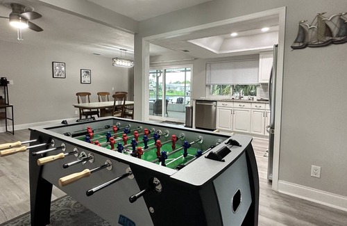 Palm Harbor Casa | Anchors Landing Waterfront Home | Dock | Foosball | Fire Pit | Close To The Beach | Dog Friendly