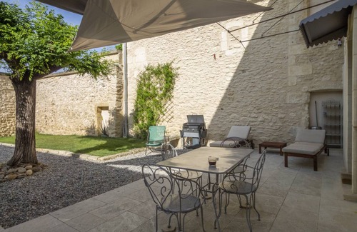 Saint-Hilaire-d'Ozilhan Villa | 150 m² Villa ∙ 3 habitaciones ∙ 6 huéspedes