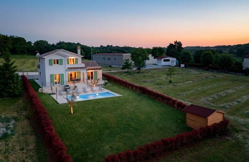 Brajkovici Villa | 150 m² Villa ∙ 3 habitaciones ∙ 8 personas