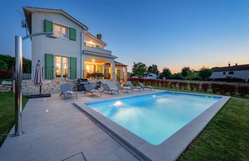 Brajkovici Villa | 150 m² Villa ∙ 3 habitaciones ∙ 8 personas