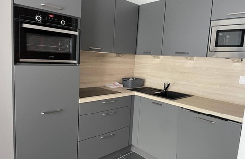 Eaux-Bonnes Apartamento | 80m del centro estación, 1.o piso, vista pistas, piscina, balcón, tv, local para esquís, 36m²