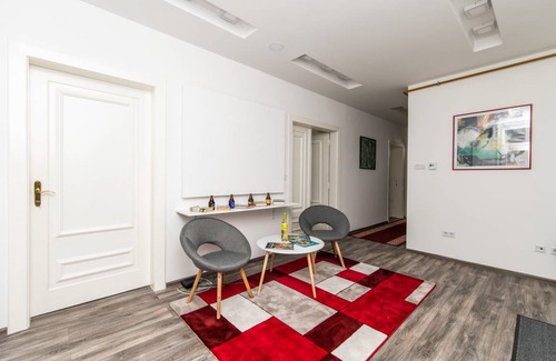 Old Town Apartamento | 150sqm Apartment with 4 units! GREAT FOR GROUPS
