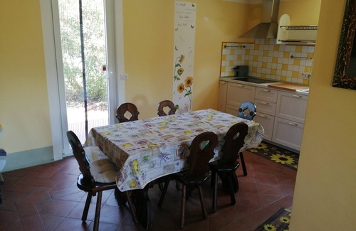 Lake Bracciano Villa | 150sqm detached cottage in Trevignano Romano sleeps six