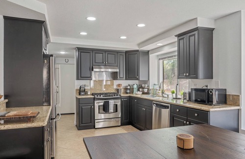 Castaic Casa | 152 Magic Mountain Entertainment Home -Spa-Games