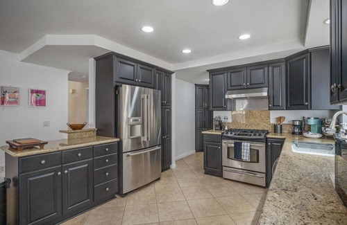 Castaic Casa | 152 Magic Mountain Entertainment Home -Spa-Games