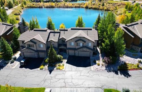 Silverthorne Casa | 152 Ponds on the Blue River home
