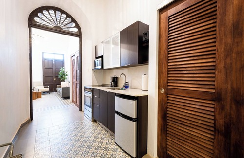 Mercado Apartamento | 153 Luna by Stay with Bear