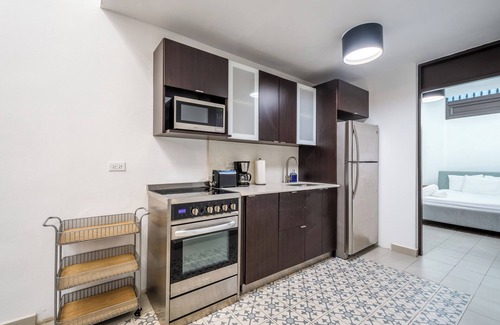 Mercado Apartamento | 153 Luna by Stay with Bear