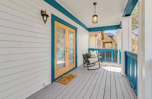 Urban Core Casa | 1537- 1 Mile to Vystar, Dailys, Arenas, Entertaining, Pet Friendly, Sleeps 10