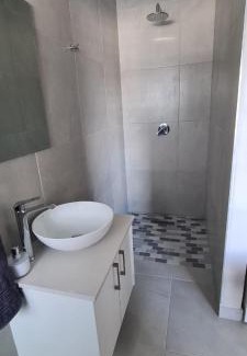 St. Helena Bay Apartamento | 154 On Beach - Sandy Point Beach Estate