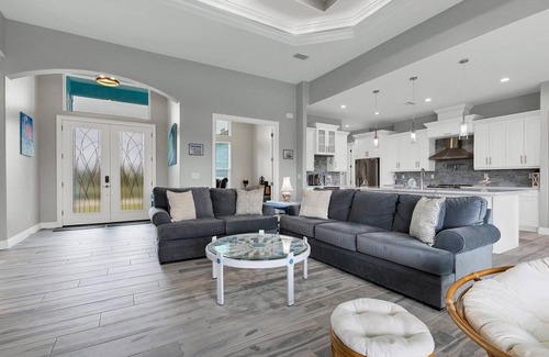 South Gulf Cove Casa | 15528 Melport Circle