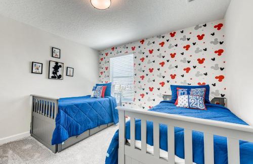 Davenport Casa | 1596 MC - Enchanted 6BR Villa: Pool Magic for 14