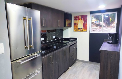 Lalinde Apartamento | 15BR Duplex * Best Location * 3 Jacuzzis * Maids