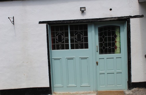 Sticklepath Casa | 15th Century barn extension with glorious views across Mid Devon