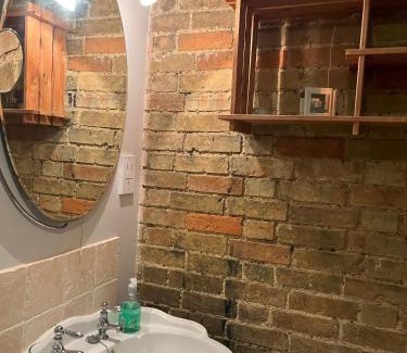 Cambridge Casa | 15th Century Thatched Cottage