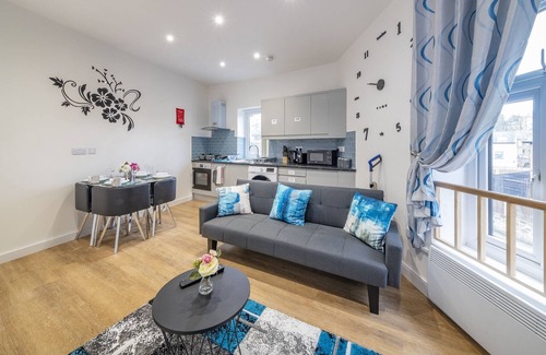 Morley Casa | *16*b* setup for your most amazing & relaxed stay + Free Parking + WiFi