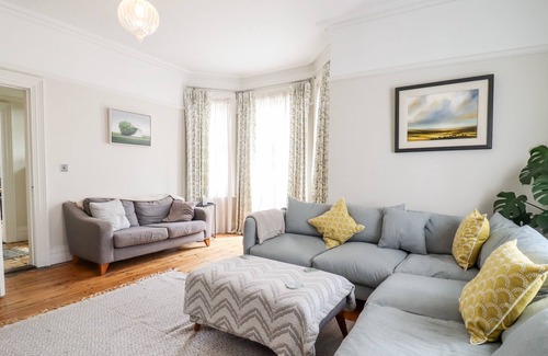 Felixstowe Casa | 16 GARFIELD ROAD, pet friendly, with pool in Felixstowe, Suffolk