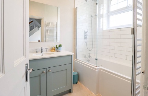 Felixstowe Casa | 16 GARFIELD ROAD, pet friendly, with pool in Felixstowe, Suffolk