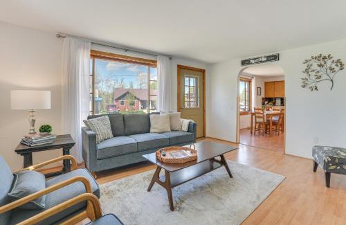 Cedar Casa | 16 Mi to Sleeping Bear Dunes Cedar Home with Deck