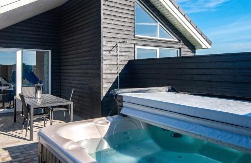 Mommark Strand Casa | 16 person holiday home in Sydals
