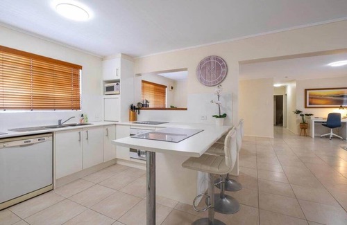 Labrador Apartamento | 16-Sleep Family/Group Getaway!