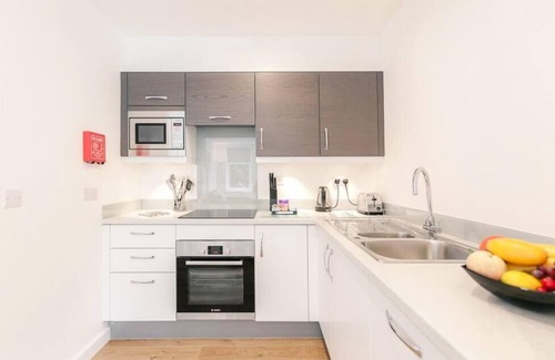 Leatherhead Apartamento | 16 Swan House -2 bedroom apartment