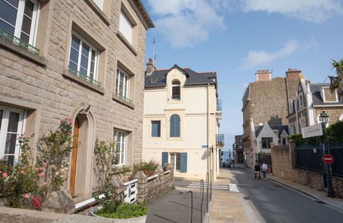 Dinard Apartamento | 160 m² Apartamento ∙ 4 habitaciones ∙ 8 huéspedes