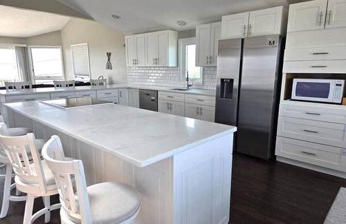Dennisville Casa | 1604 Landis Avenue South