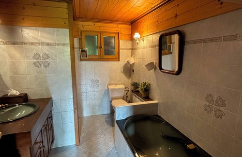 Alex Casa | 160m² chalet between Annecy and the Aravis