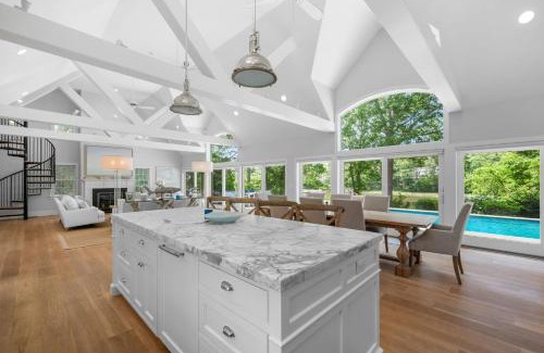 Centerville Casa | 161 Bay Lane Centerville Cape Cod - Bay Breeze
