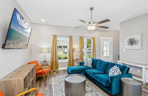 East Hill Casa | 1621 E Cervantes St