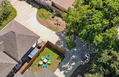 East Hill Casa | 1621 E Cervantes St