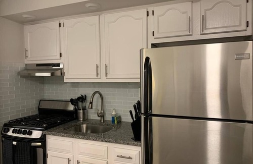 Industry Apartamento | 1631 2D · Invitado 1bed Apt.-20 min a NYC / Parking Disp.