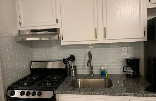 Industry Apartamento | 1631 2D · Invitado 1bed Apt.-20 min a NYC / Parking Disp.