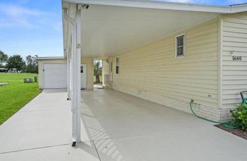 The Villages Casa | 1640 Z1 VILLAGE OF COUNTRY CLUB HILLS by REMAX Premier