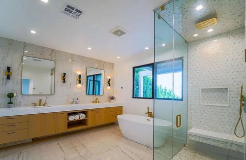 Pacific Palisades Casa | 16576 Chattanooga Place