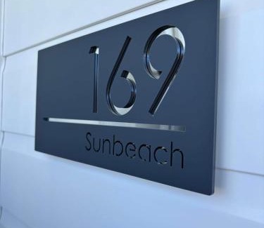 Great Yarmouth Apartamento | 169 Sunbeach, Scratby - Two bed Chalet, sleeps 5, pet friendly, FREE pool and entertainment passes plus WiFi and linen and towels included